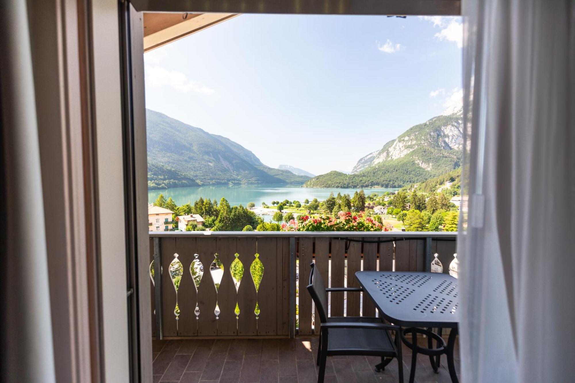 Alpenresort Belvedere Molveno Exteriör bild